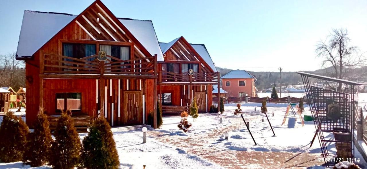 Hotel Four Seasons In Carpathians Migovo Exterior foto