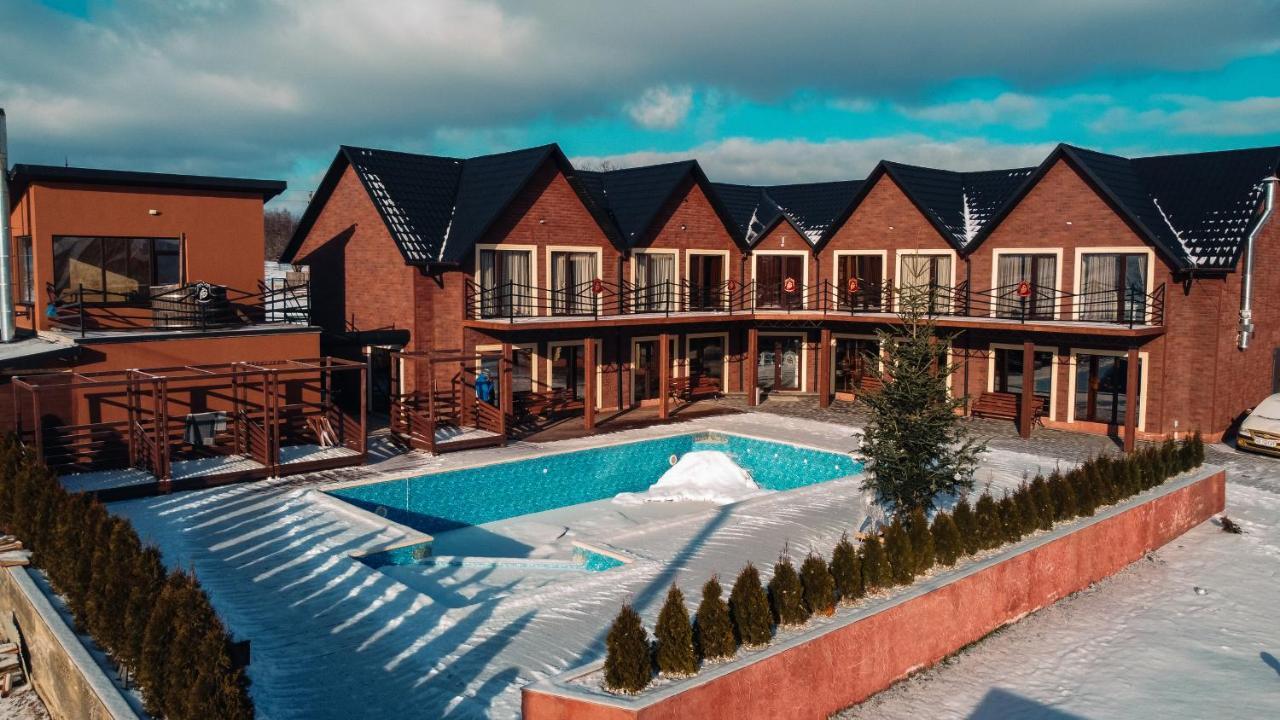 Hotel Four Seasons In Carpathians Migovo Exterior foto