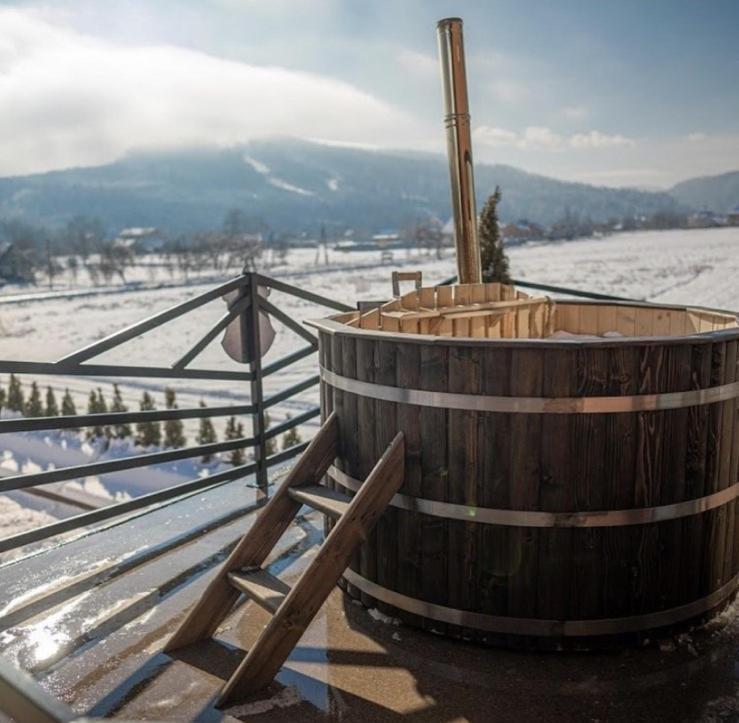 Hotel Four Seasons In Carpathians Migovo Exterior foto